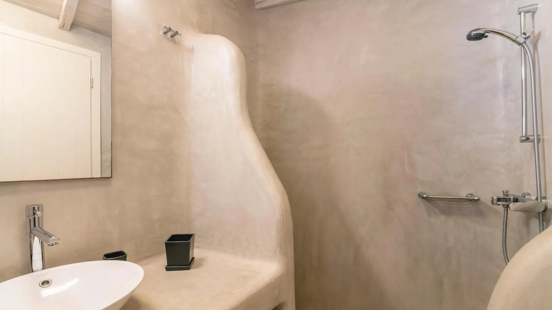 Luxury Villa With Stunning Views Above Kalo Livadi Mykonos Town