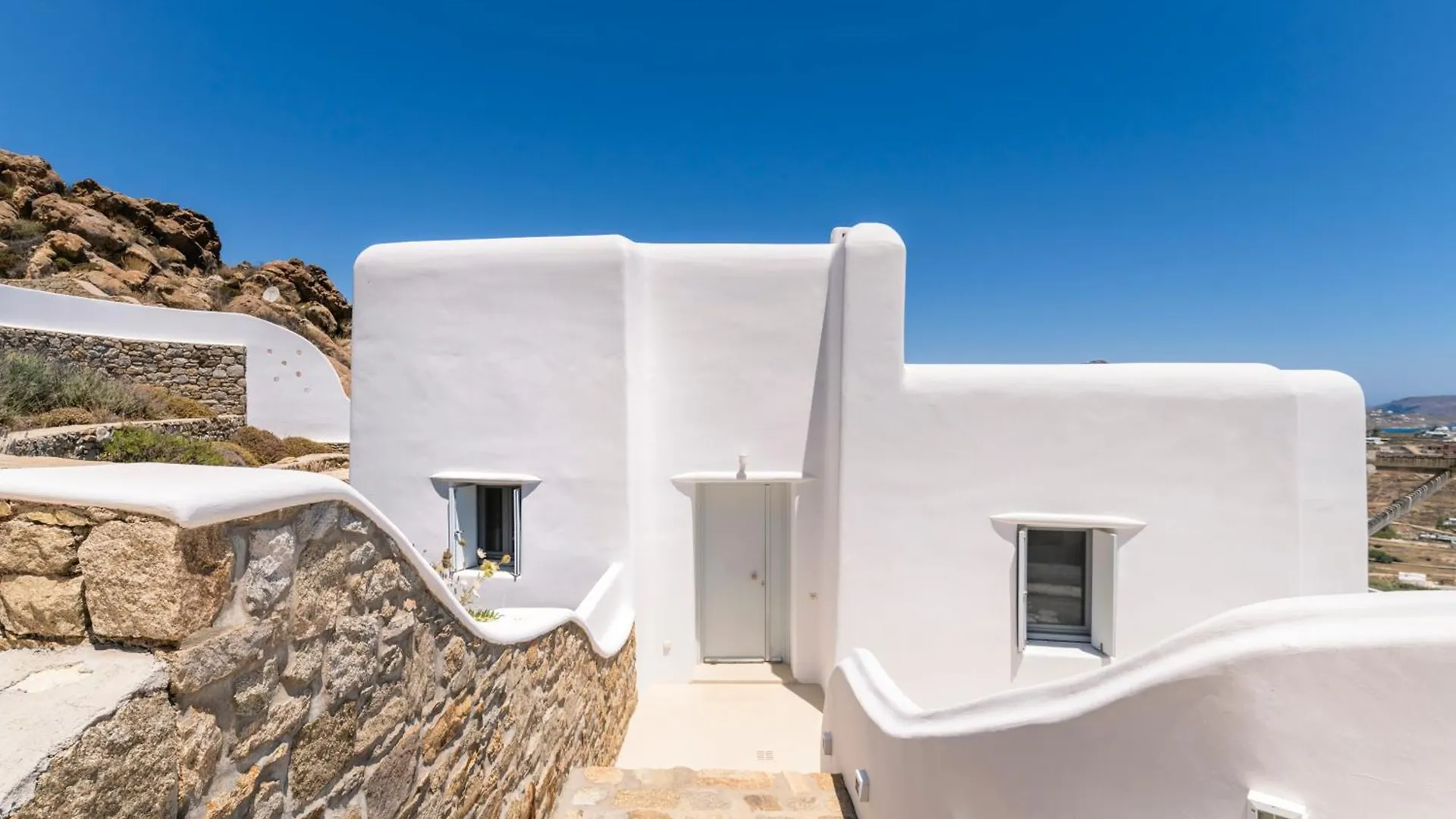 Luxury Villa With Stunning Views Above Kalo Livadi Mykonos Town