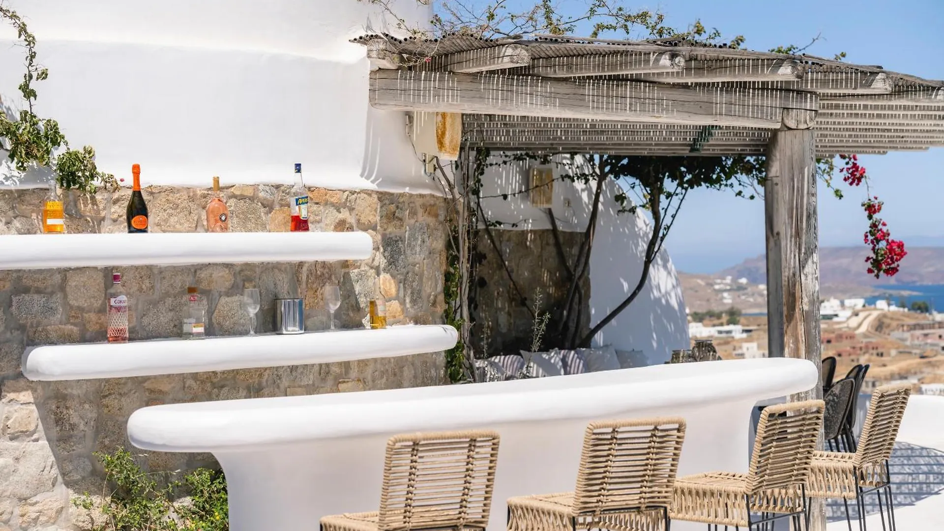 Luxury Villa With Stunning Views Above Kalo Livadi Mykonos Town Griechenland