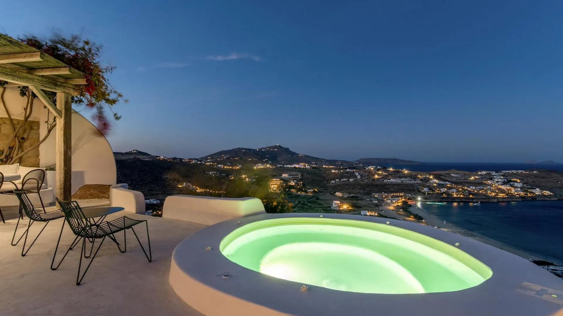 Luxury Villa With Stunning Views Above Kalo Livadi Mykonos Town